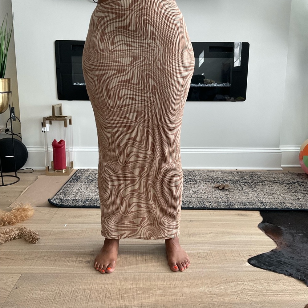 Brown and tan body skirt with tie for waist